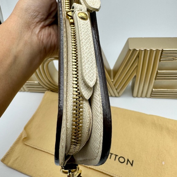 Authentic LV insolite wallet - Picture 9 of 12